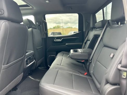 New 2026 GMC Sierra 1500 SLT w/ SLT Premium Package AWD/4WD image 39