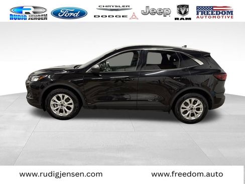 Used 2024 Ford Escape Active w/ Cold Weather Package image 8