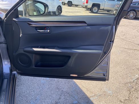 Used 2014 Lexus ES 350 w/ Premium Package FWD image 21