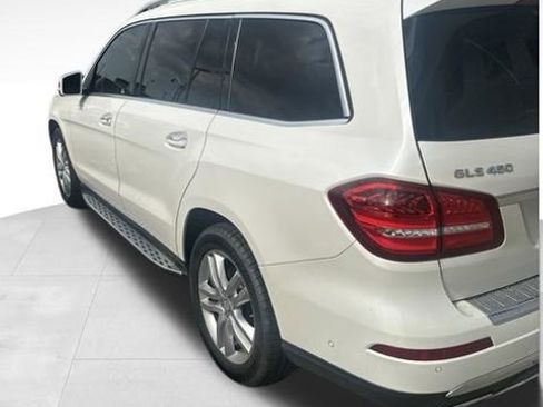 Used 2017 Mercedes-Benz GLS 450 4MATIC image 7