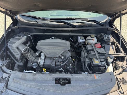 Certified 2023 Cadillac XT6 Sport w/ Technology Package AWD/4WD image 16
