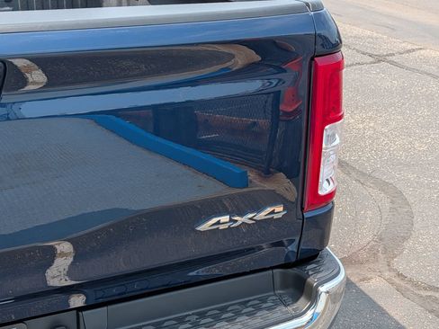 Used 2019 RAM 1500 Big Horn AWD/4WD image 6