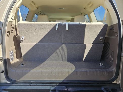 Used 2013 Lexus GX 460 w/ Comfort Plus Pkg image 27