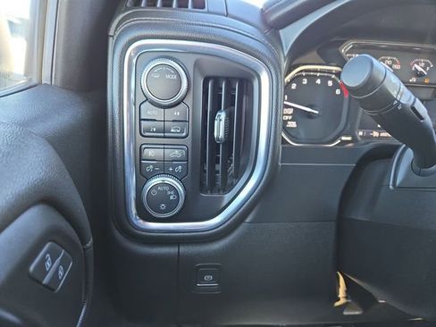 Used 2020 GMC Sierra 1500 Elevation image 19