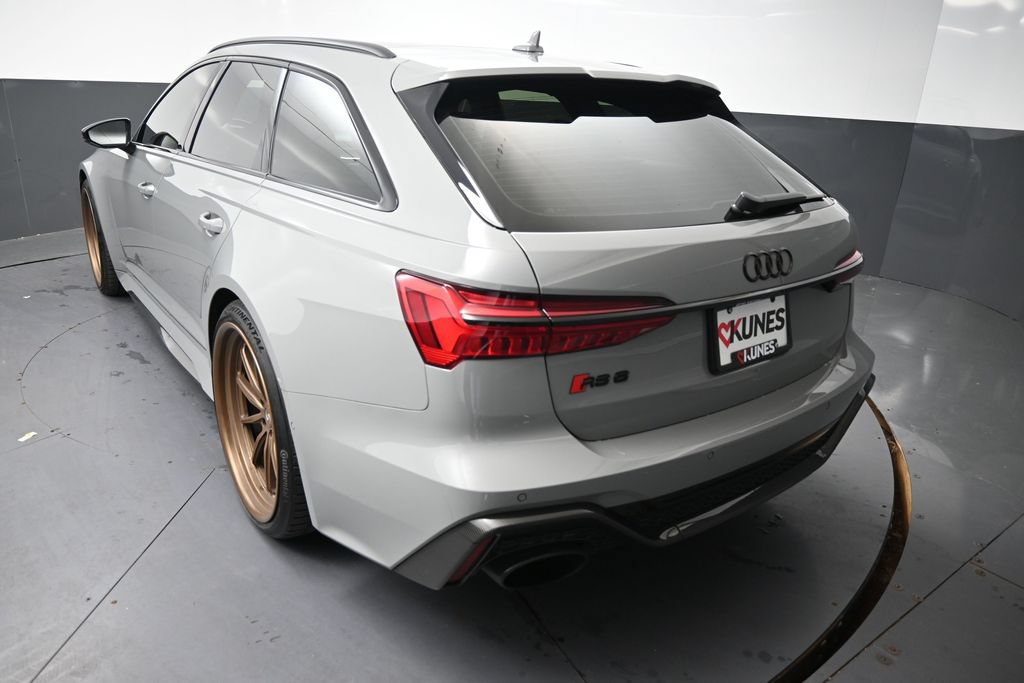 Used 2021 Audi RS 6 AWD/4WD image 15