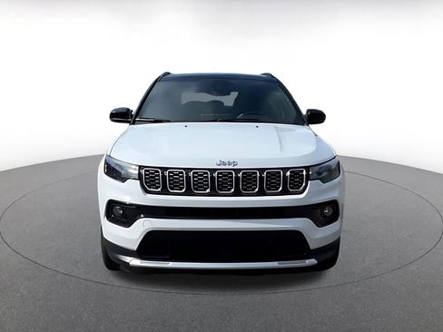 Used 2025 Jeep Compass Limited AWD/4WD image 4