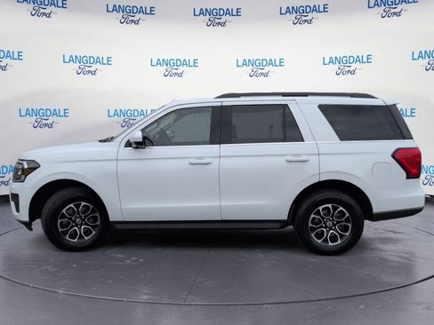 Used 2024 Ford Expedition XLT RWD image 10