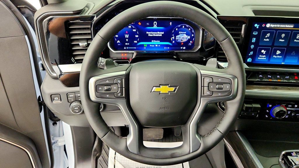 Used 2026 Chevrolet Silverado 1500 LTZ AWD/4WD image 14