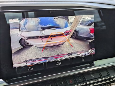 Used 2024 GMC Sierra 1500 Elevation w/ Preferred Package image 24