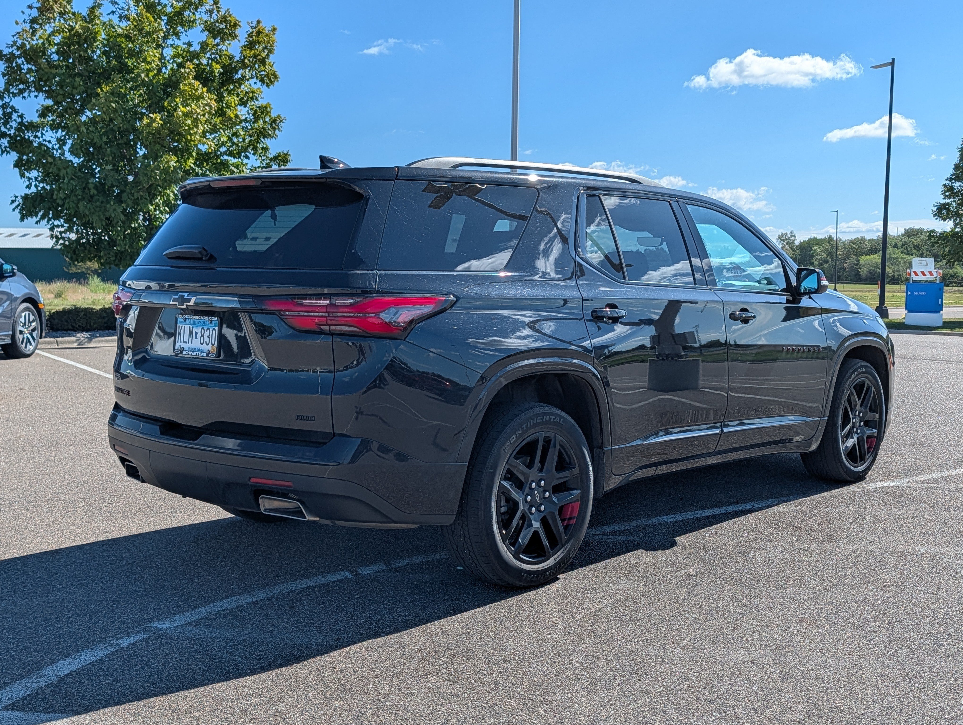 Used 2023 Chevrolet Traverse Premier w/ Redline Edition AWD/4WD image 4