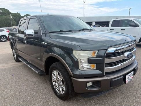 Used 2015 Ford F150 Lariat RWD image 2