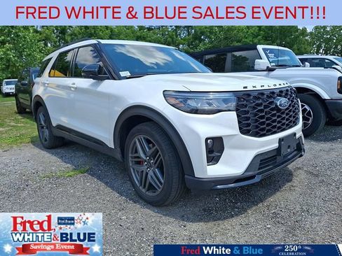 Certified 2025 Ford Explorer ST w/ Sun And Sound Package AWD/4WD image 1