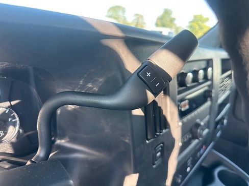 New 2025 Chevrolet Express 2500 Work Van w/ Enhanced Convenience Package image 18