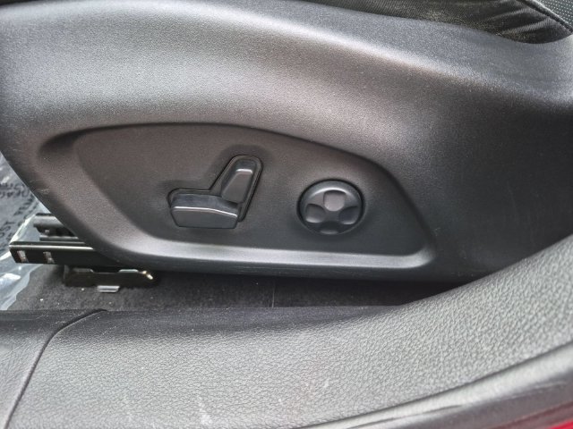Used 2018 Jeep Compass Limited AWD/4WD image 13