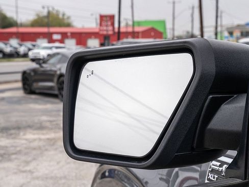 Used 2021 Ford F150 XLT image 35