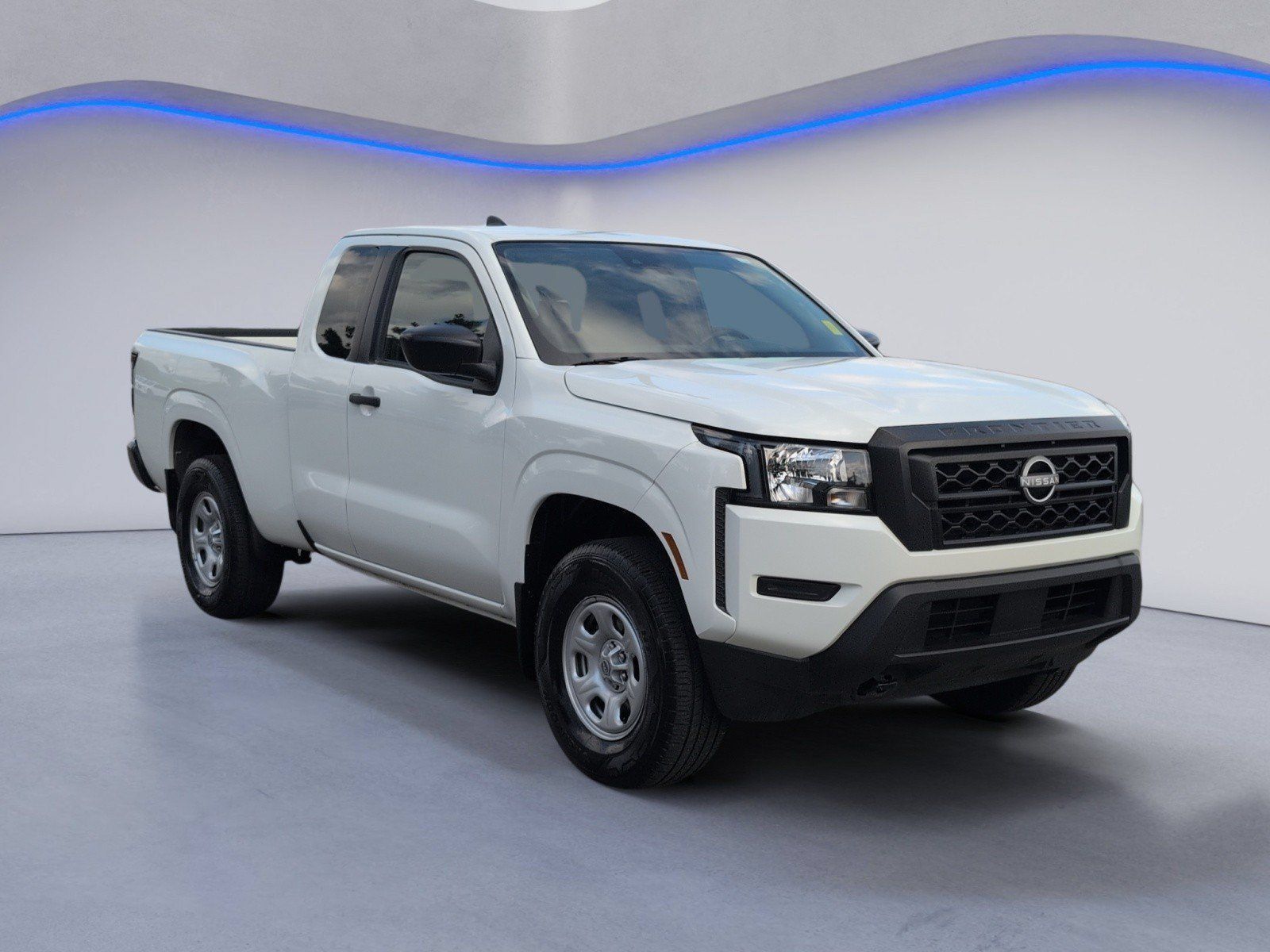 Used 2024 Nissan Frontier S w/ Technology Package AWD/4WD image 10