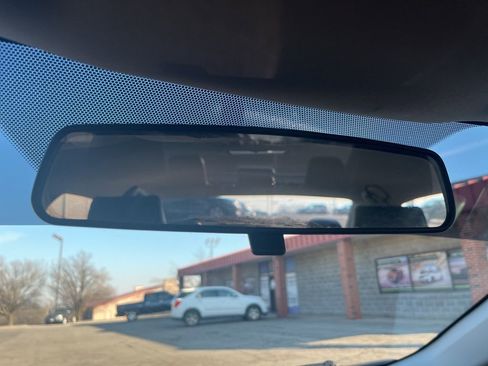 Used 2015 Toyota Corolla S image 71