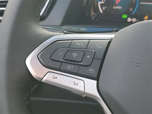 New 2026 Volkswagen Atlas Cross Sport SEL R-Line image 23