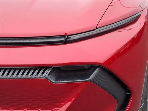 New 2026 Chevrolet Equinox EV LT image 7