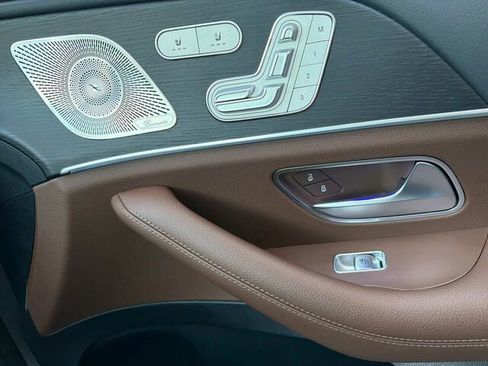Certified 2024 Mercedes-Benz GLS 450 4MATIC image 23