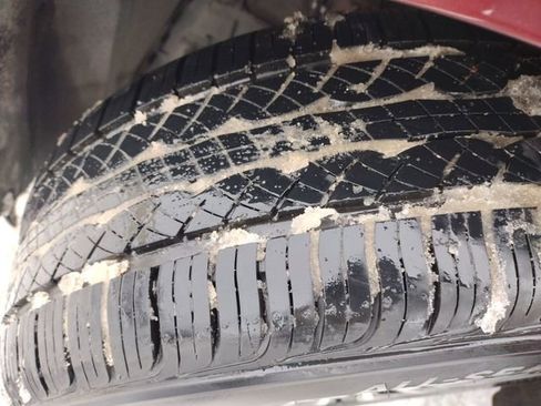 Used 2024 Nissan Altima 2.5 SV image 16