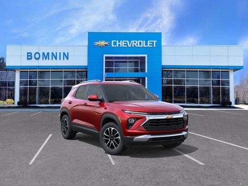 New 2026 Chevrolet TrailBlazer LT AWD/4WD image 2