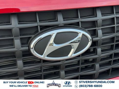 New 2026 Hyundai Venue SE image 8