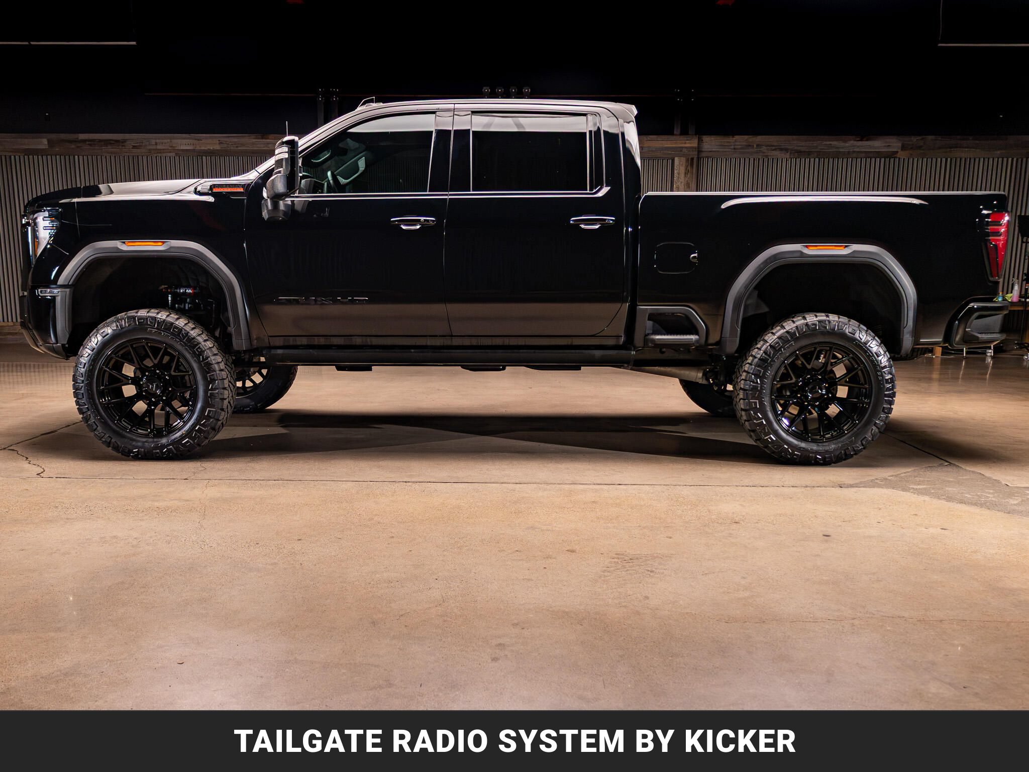 Used 2026 GMC Sierra 2500 AT4X w/ LPO, Black Badging Package AWD/4WD image 6