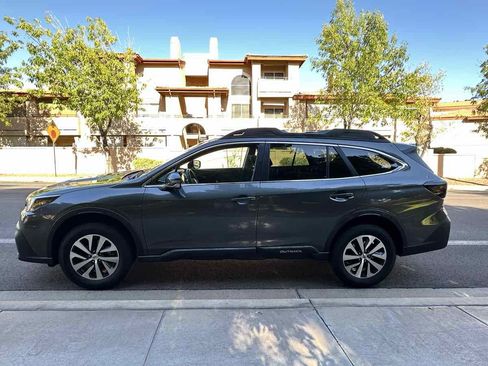 Used 2020 Subaru Outback Premium AWD/4WD image 5