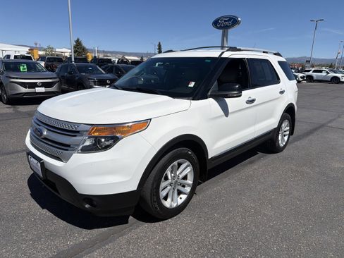 Used 2011 Ford Explorer XLT w/ 202A Rapid Spec Order Code AWD/4WD image 1