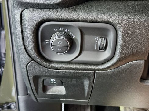 New 2026 RAM 1500 Warlock AWD/4WD image 11