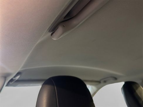 Used 2020 Jeep Compass Altitude image 23