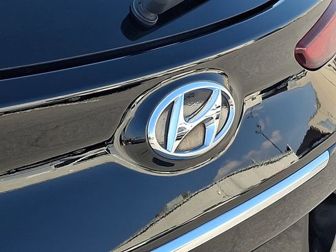 Certified 2022 Hyundai Kona Limited image 31