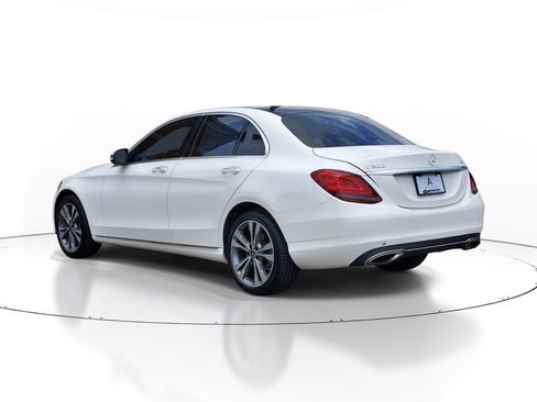 Used 2019 Mercedes-Benz C 300 4MATIC Sedan image 3