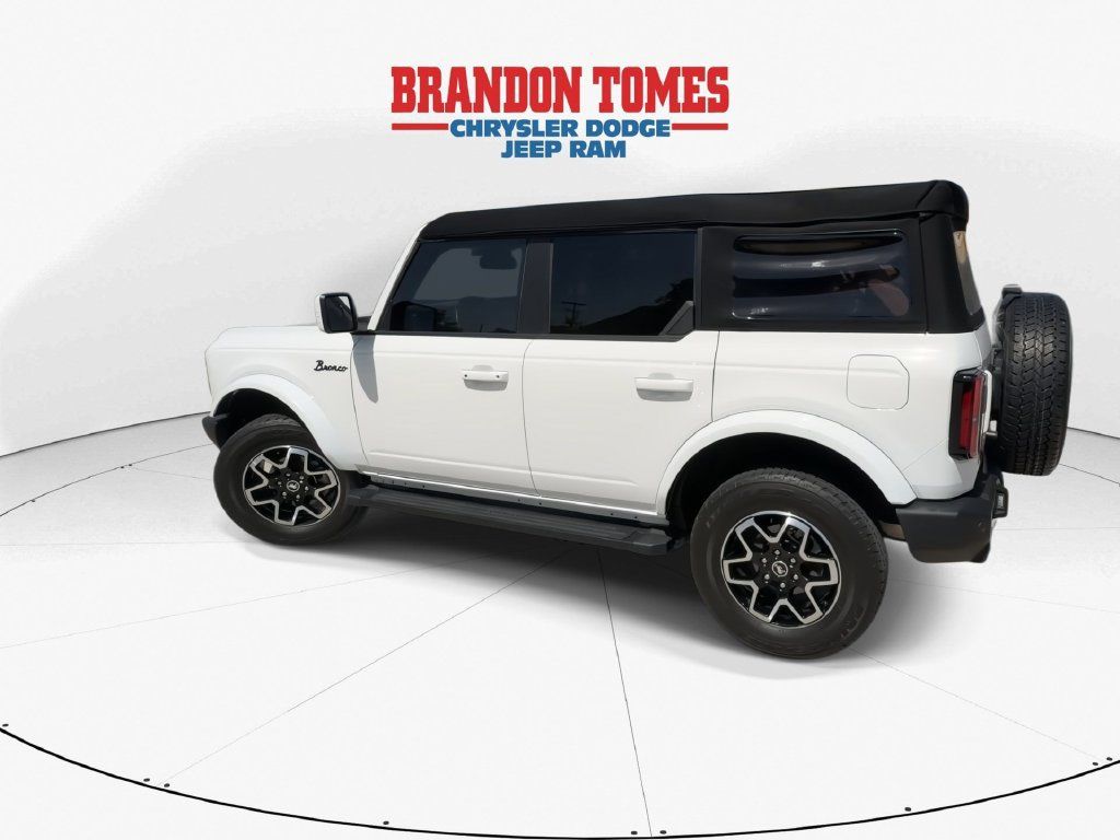 Used 2024 Ford Bronco Outer Banks AWD/4WD image 5