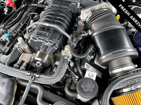 Used 2010 Ford Mustang Shelby GT500 RWD image 27