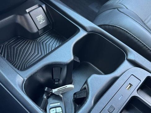 Used 2019 Honda CR-V Touring image 35