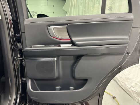 Used 2025 Ford Expedition Platinum AWD/4WD image 49