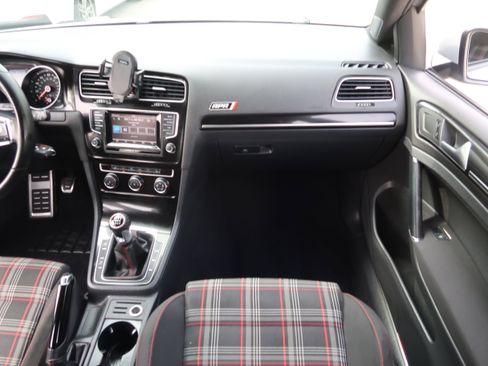 Used 2015 Volkswagen GTI S FWD image 15