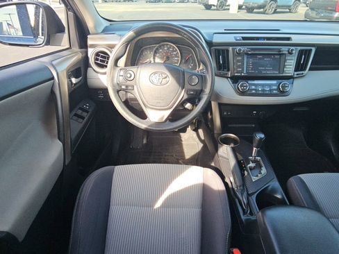 Used 2014 Toyota RAV4 XLE image 9