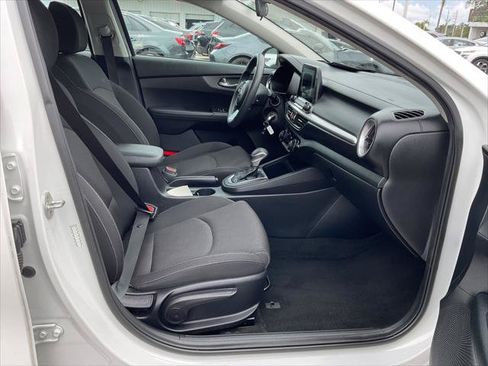 Used 2019 Kia Forte LXS FWD image 26