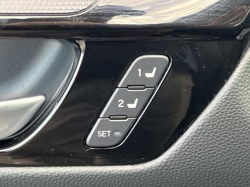 Used 2023 Honda CR-V EX-L image 30