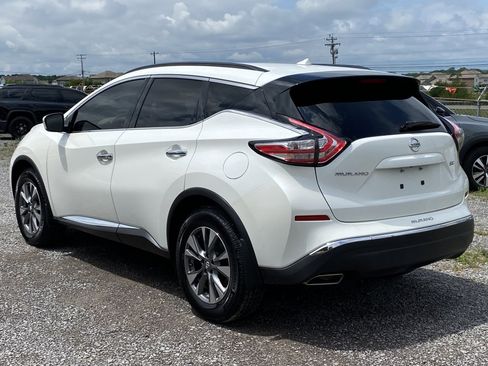 Used 2016 Nissan Murano SV FWD image 7