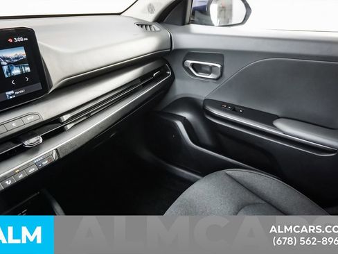 Used 2025 Kia K4 FWD image 38