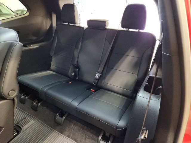 Used 2025 Buick Enclave Preferred w/ Power Package AWD/4WD image 23