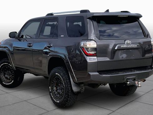 Used 2019 Toyota 4Runner SR5 image 10