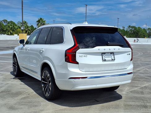 New 2026 Volvo XC90 B5 Plus image 5