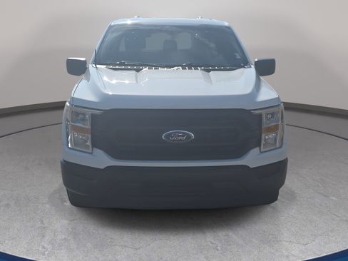 Used 2022 Ford F150 XL w/ Equipment Group 101A High RWD image 2