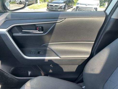 Used 2022 Toyota RAV4 XLE w/ Convenience Package AWD/4WD image 35