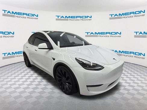 Used 2023 Tesla Model Y Long Range image 7